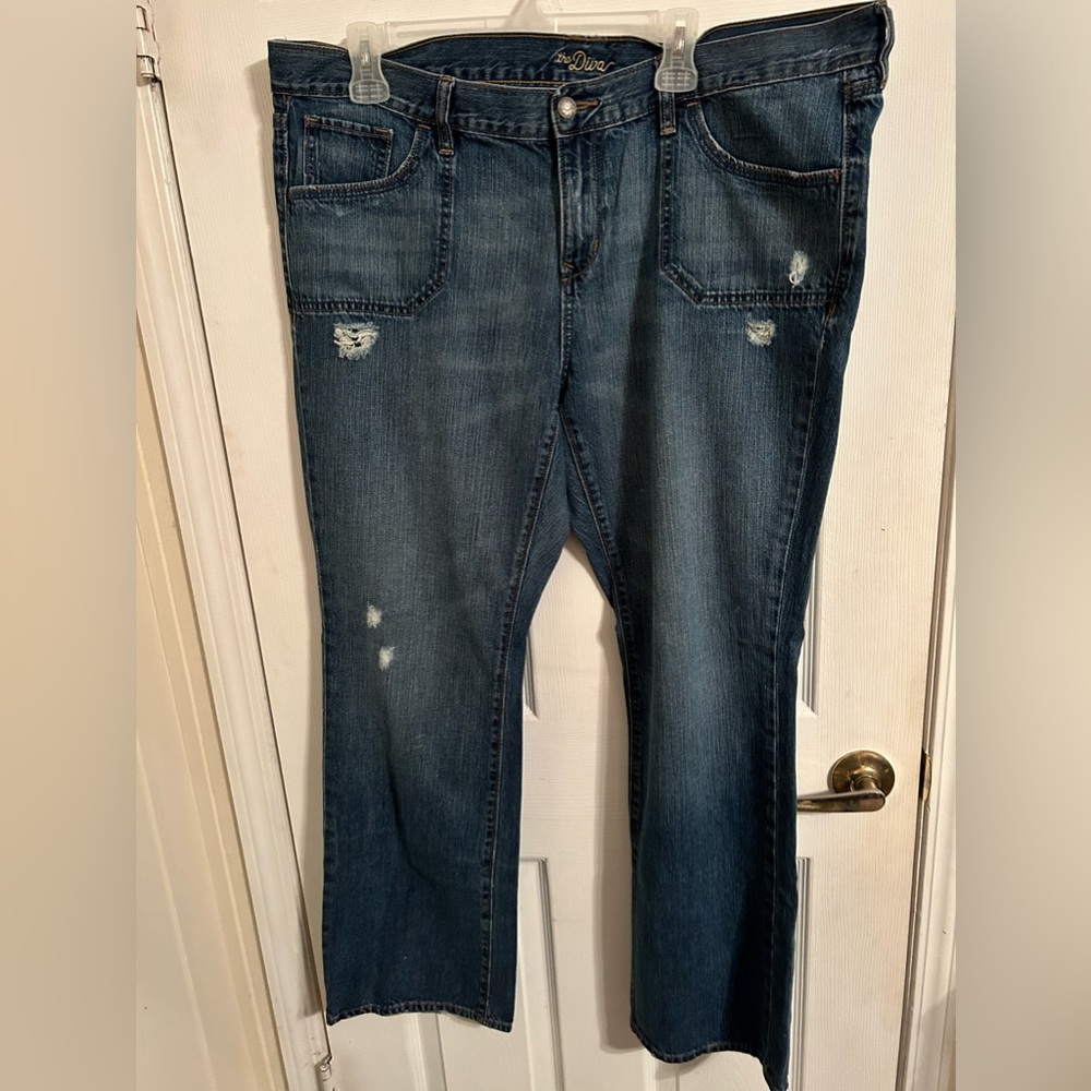 Old Navy the diva jeans‎ size 18reg